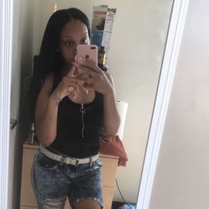 Meet your Posher, Aire anna